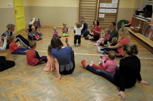 Hravé cvičení pro děti a rodiče - 7.11.2013